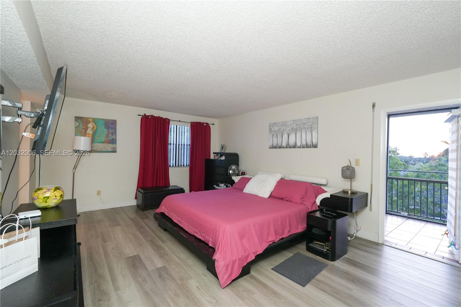 16051 Blatt Boulevard 401 Property Photo 22