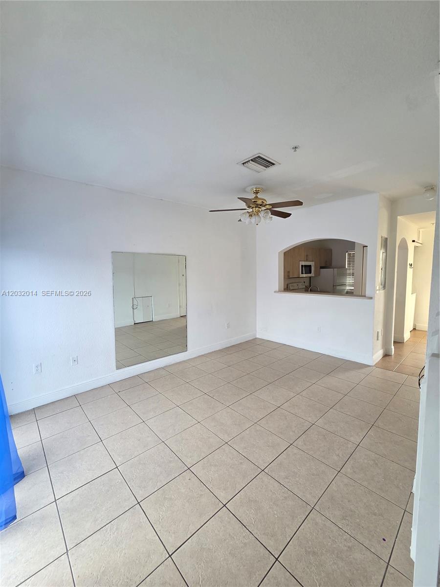 7989 Nw 8th Street 108d Property Photo 4