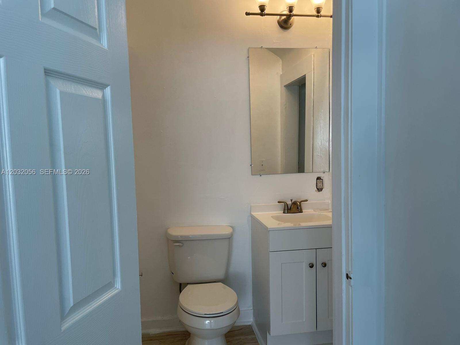 817 4th Street 817 Property Photo 7