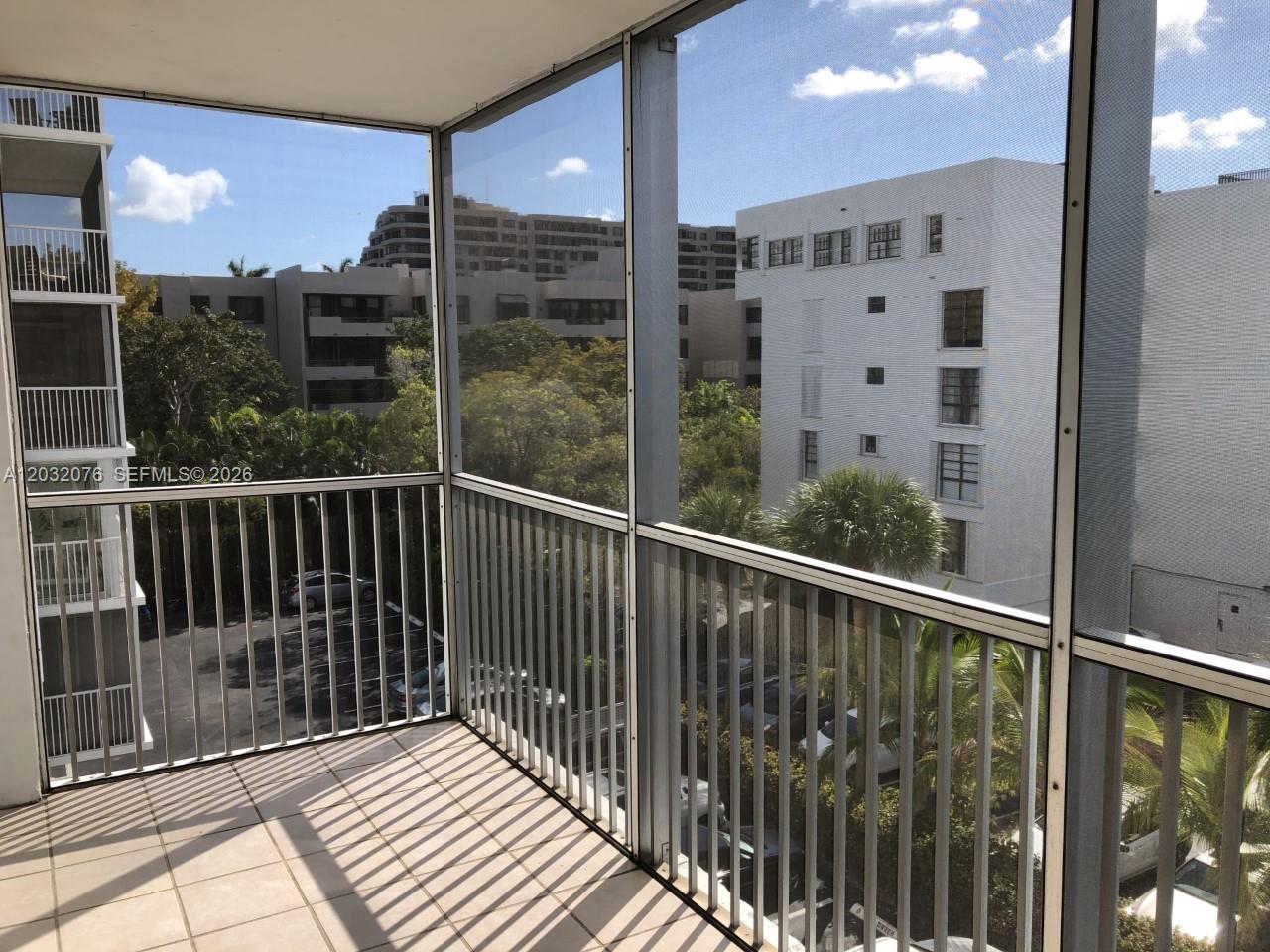 150 Ocean Lane Drive 4b Property Photo 15