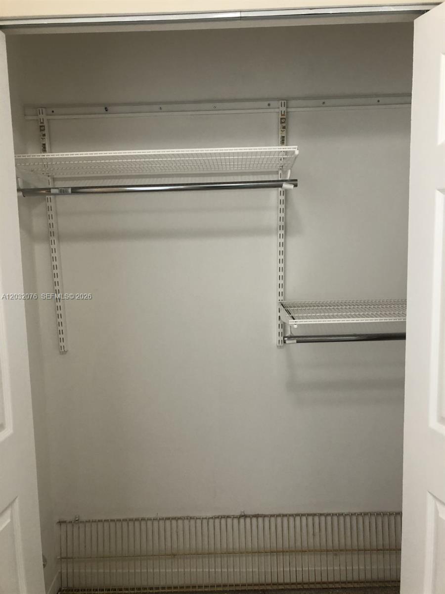 150 Ocean Lane Drive 4b Property Photo 16