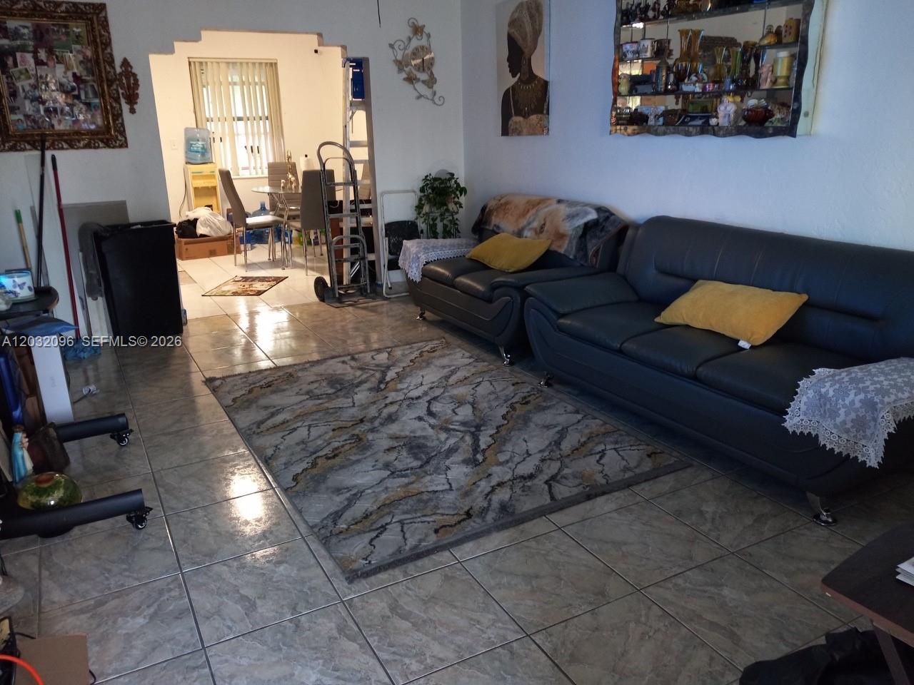 1100 Nw 57th Street Property Photo 6