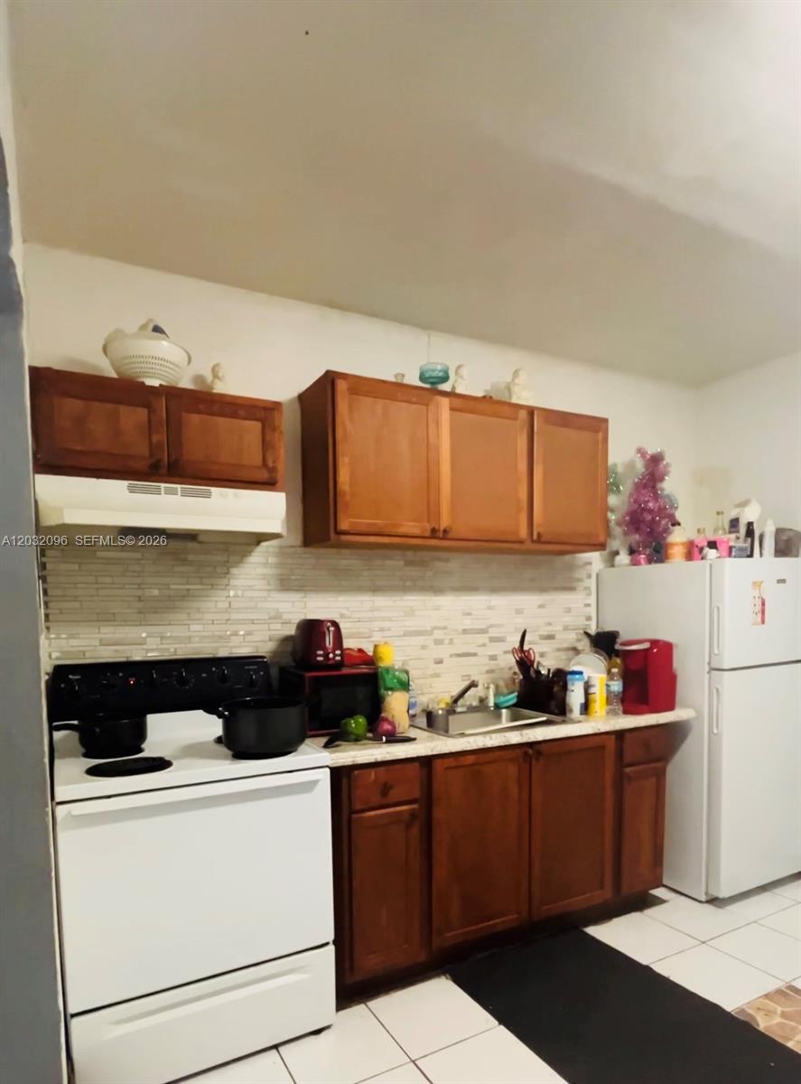 1100 Nw 57th Street Property Photo 23