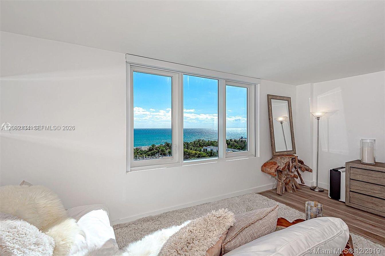 2301 Collins Avenue 843 Property Photo 6
