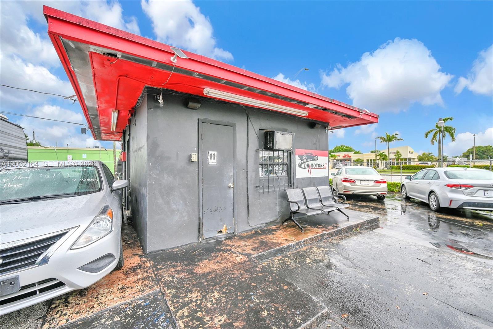 4601 W Hallandale Beach Boulevard Property Photo 27