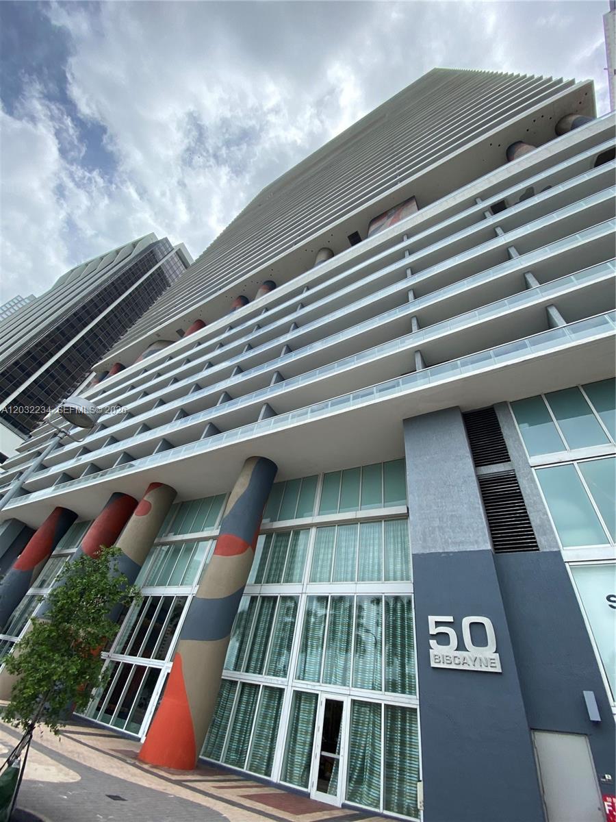 50 Biscayne Boulevard 2902 Property Photo 2
