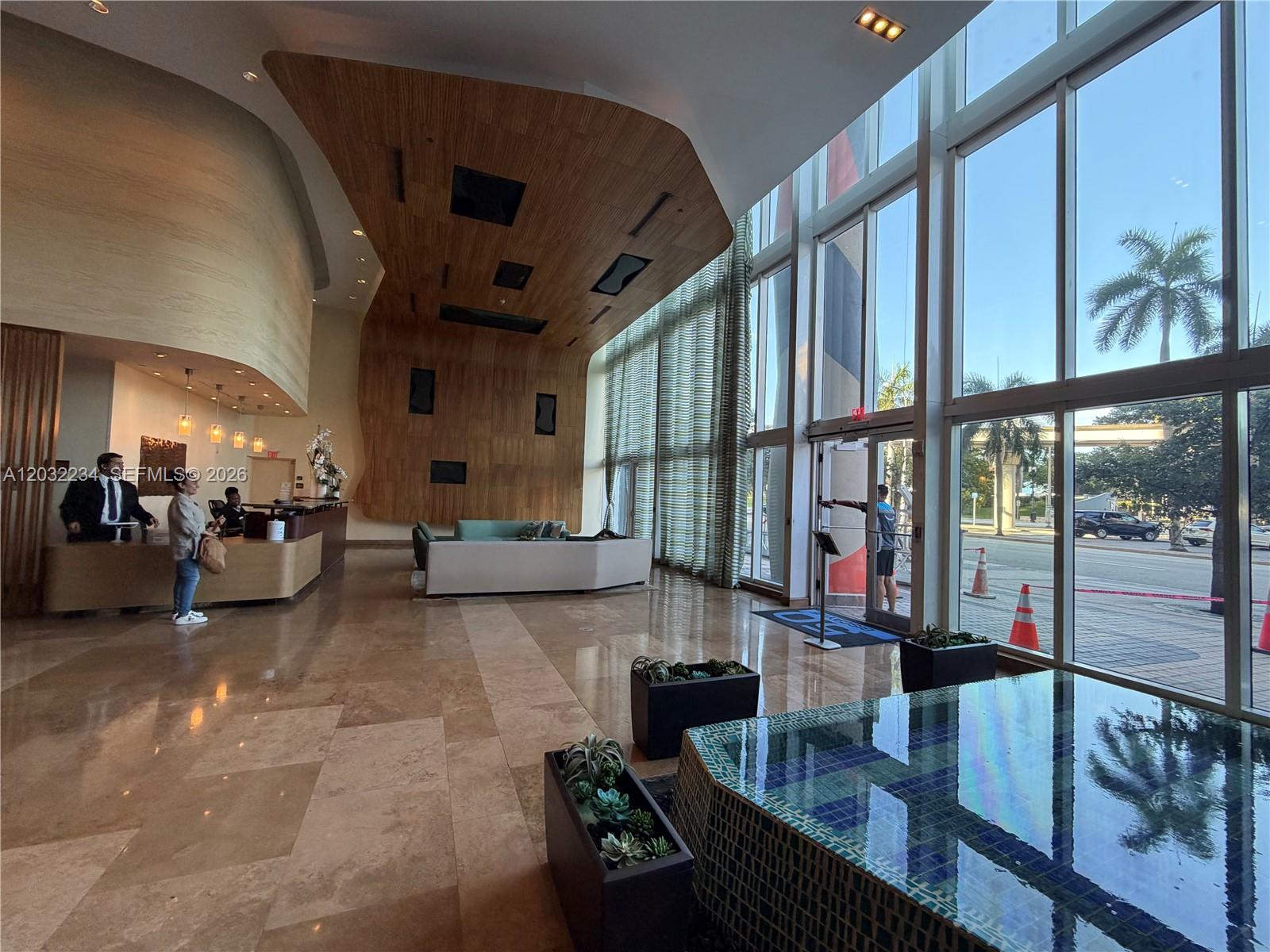 50 Biscayne Boulevard 2902 Property Photo 4