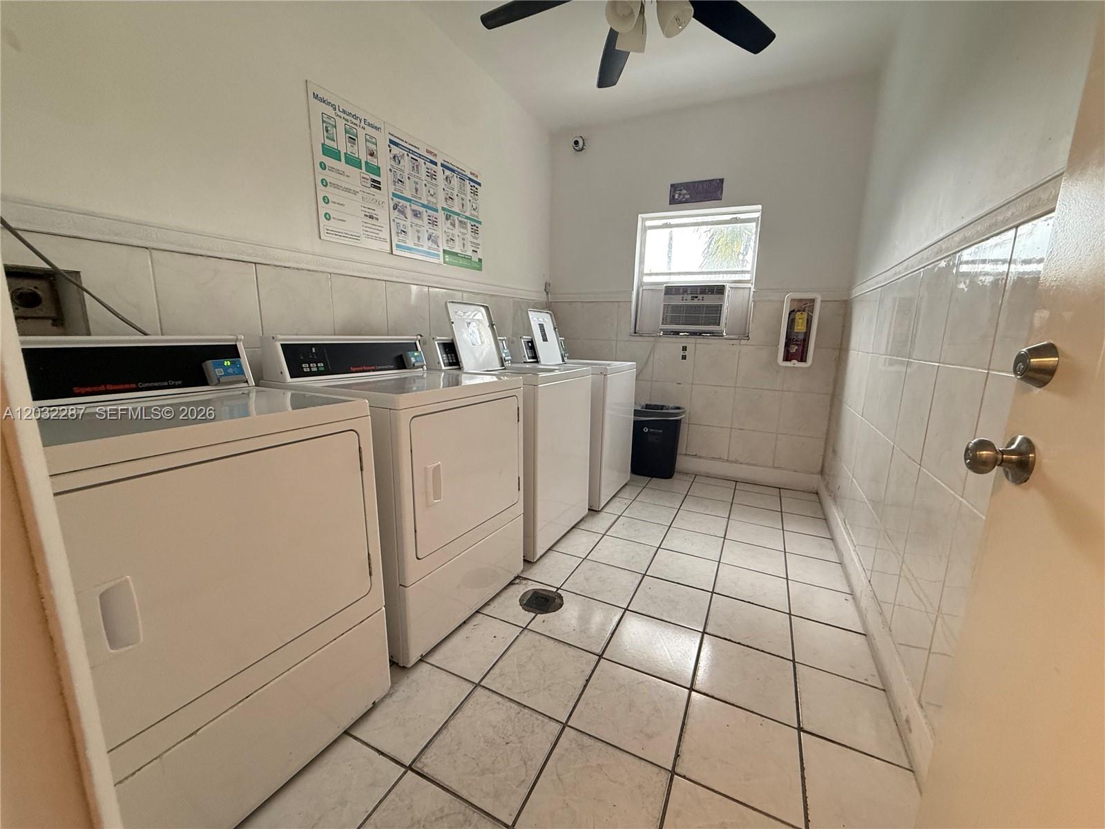 12215 W Dixie Highway 306 Property Photo 14