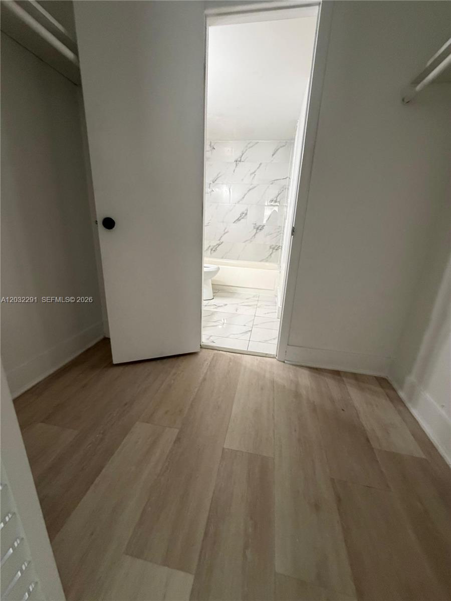 12215 W Dixie Highway 206 Property Photo 11