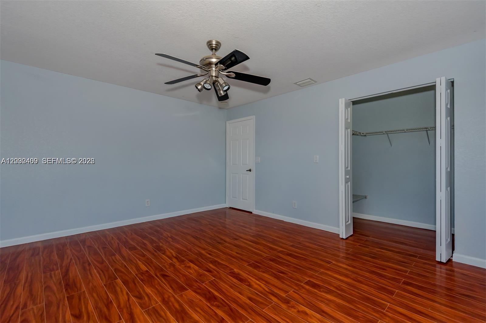A12032409 Property Photo 7