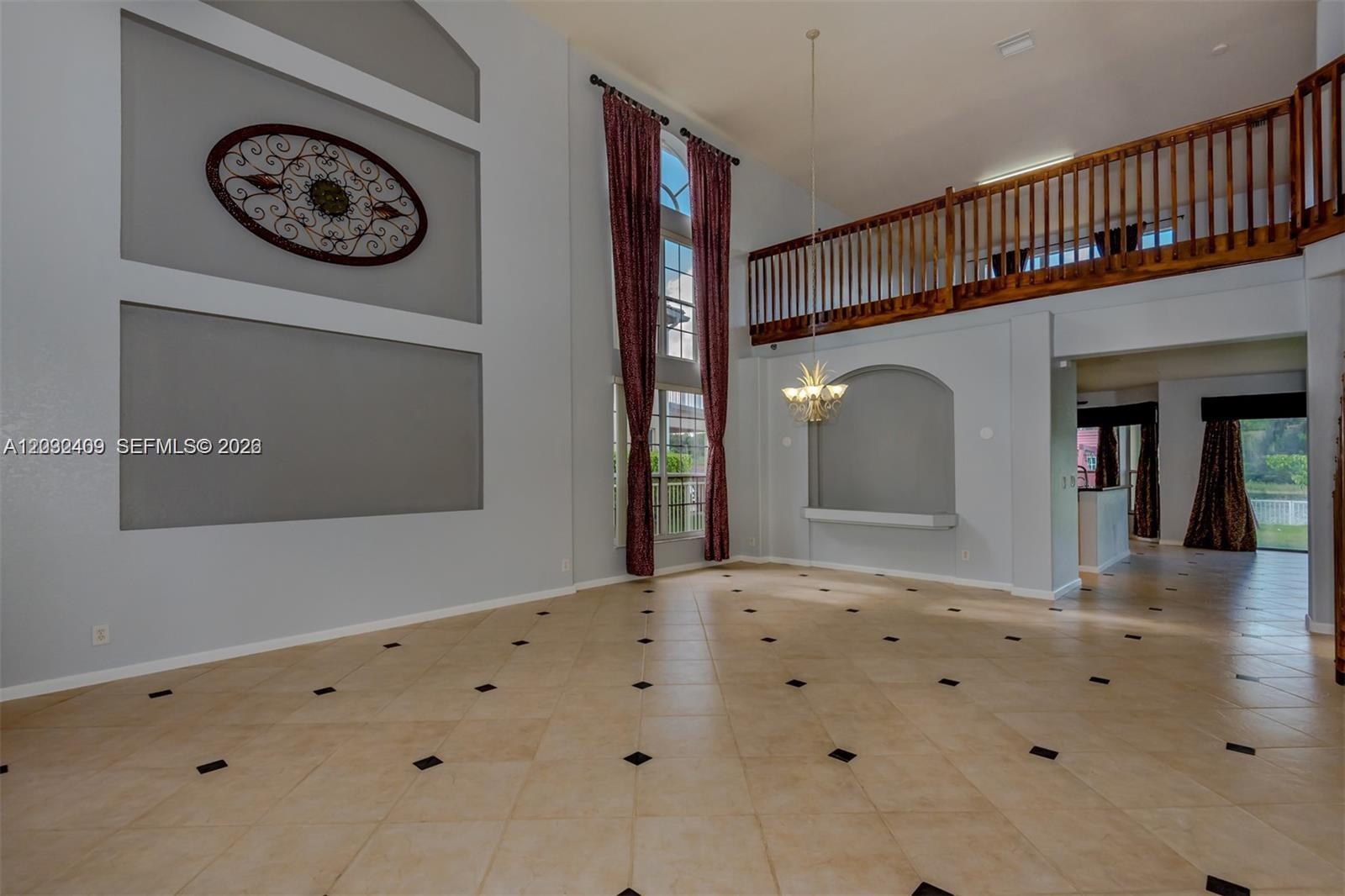 A12032409 Property Photo 13