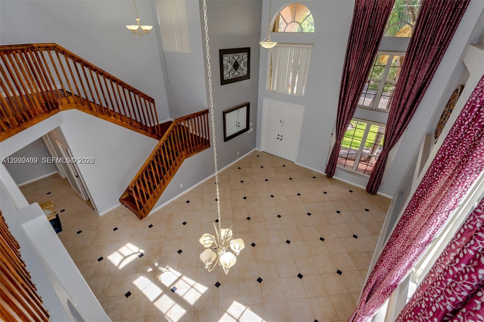 A12032409 Property Photo 33