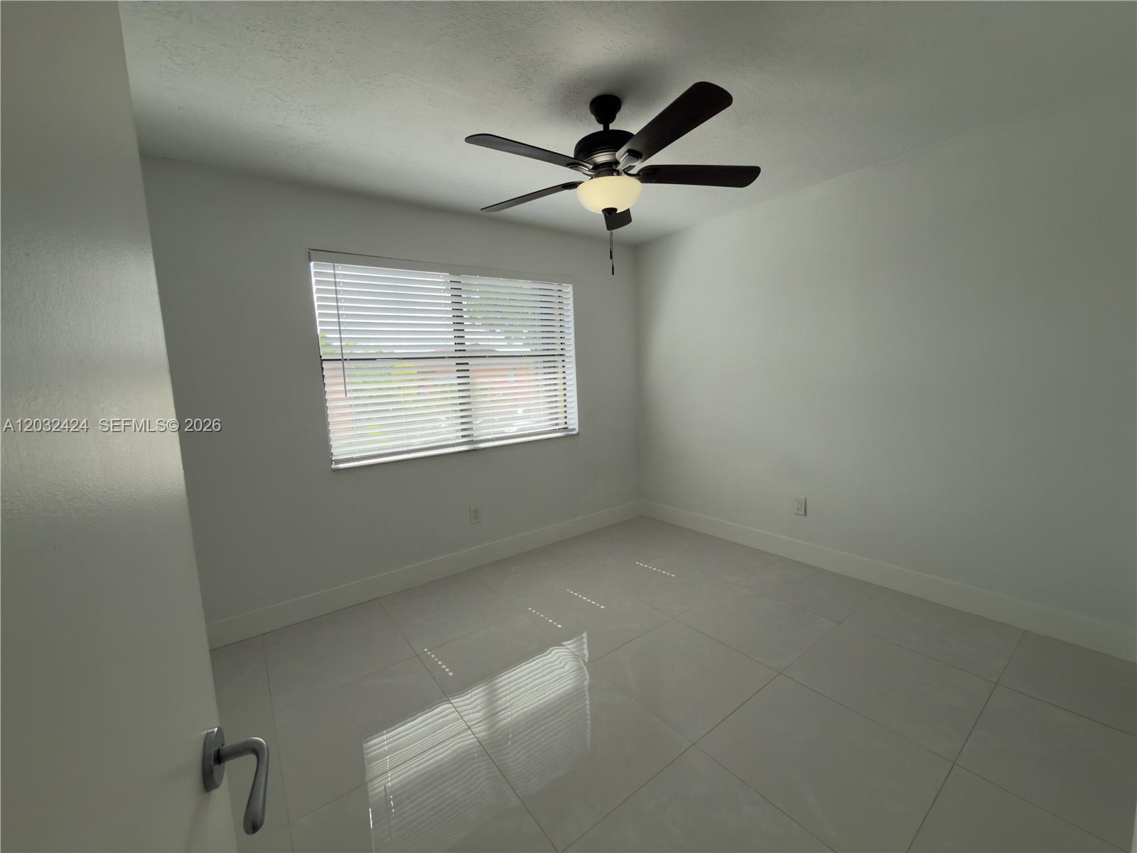 2500 W 67th Place 21-26 Property Photo 13