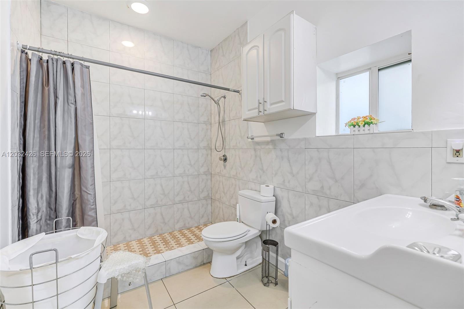 12085 W Dixie Highway Property Photo 17