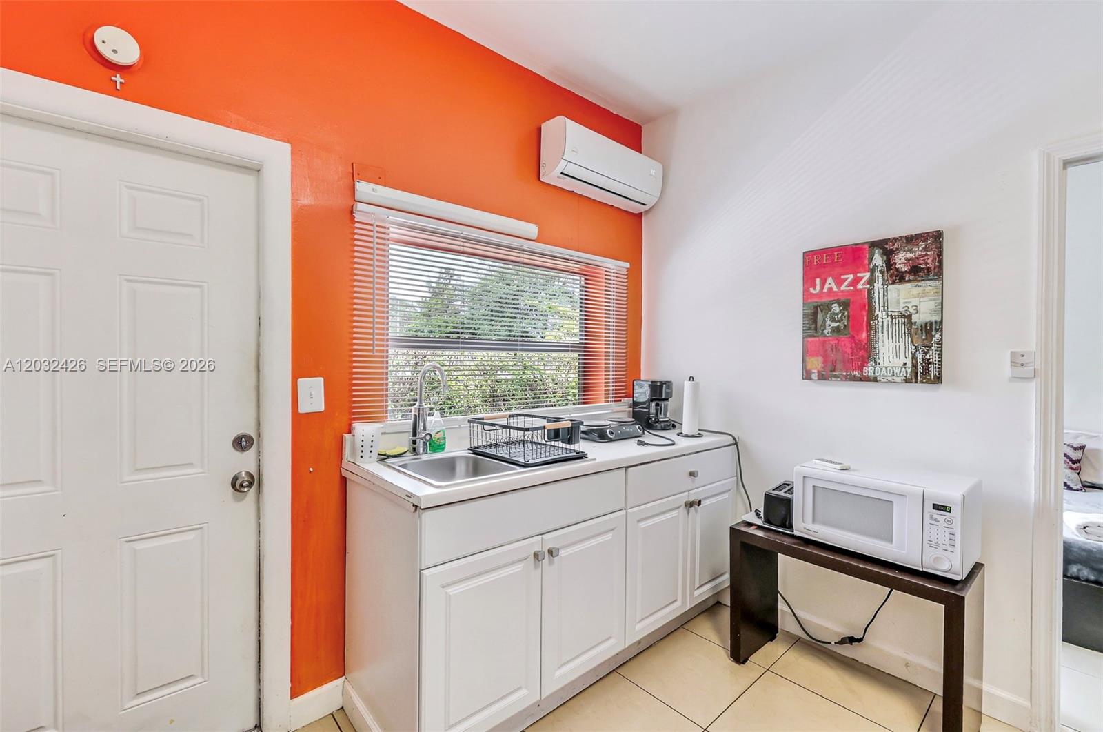 12085 W Dixie Highway Property Photo 32