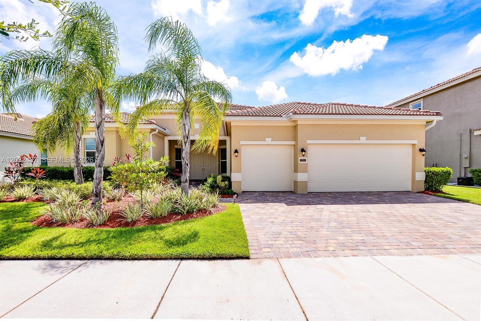 11931 Sw Aventino Drive Property Photo 3