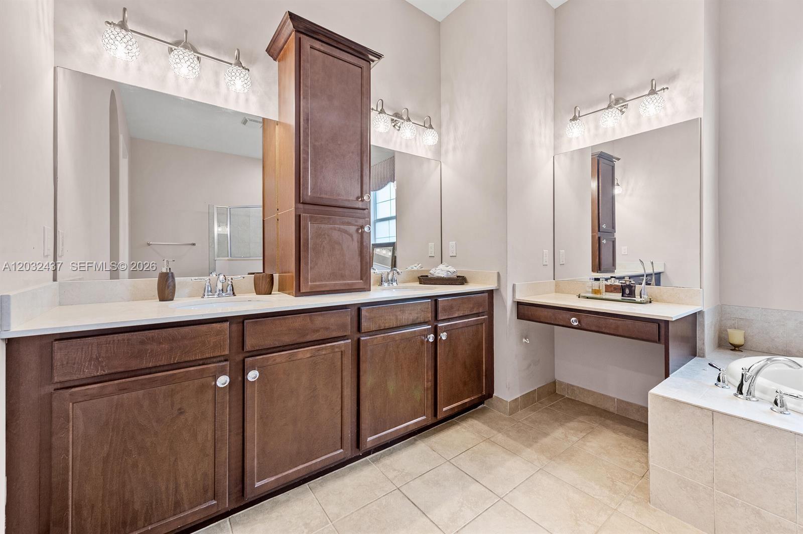 11931 Sw Aventino Drive Property Photo 41
