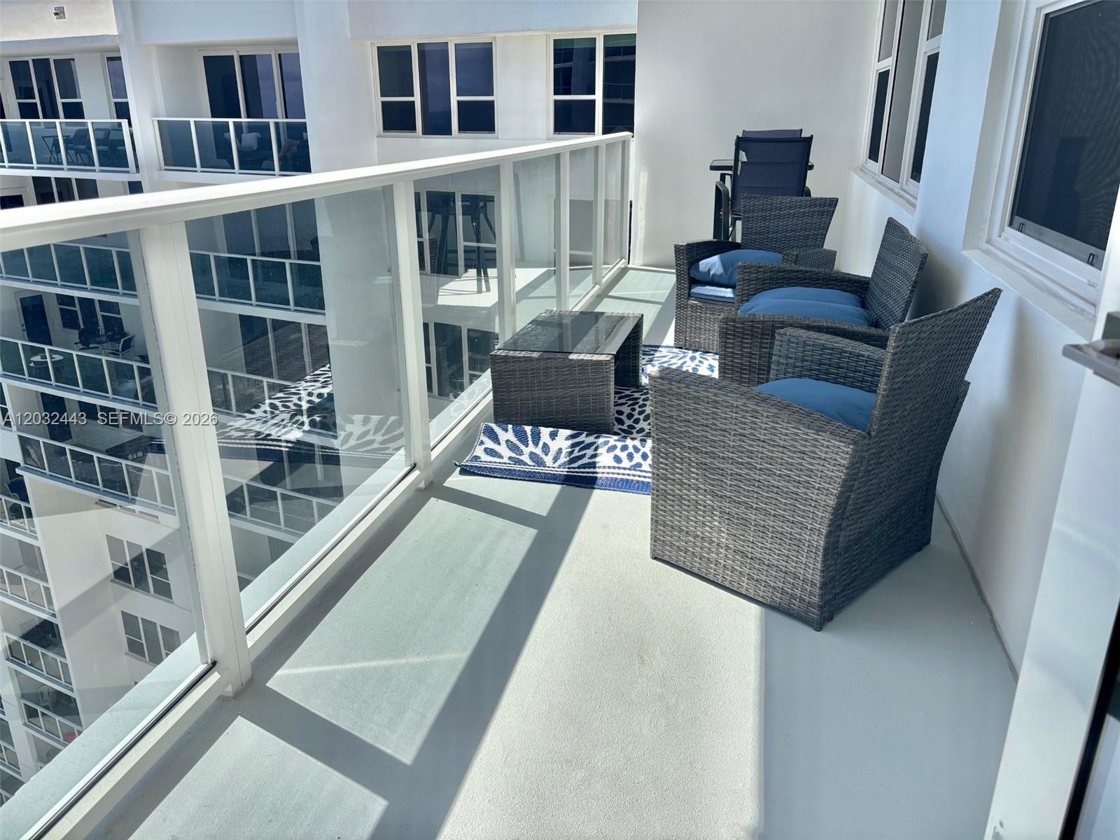 3505 S Ocean Drive Ph-6 Property Photo 4