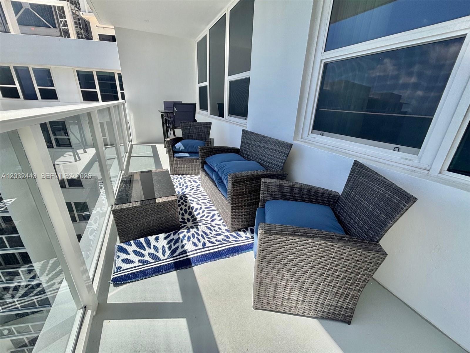 3505 S Ocean Drive Ph-6 Property Photo 5