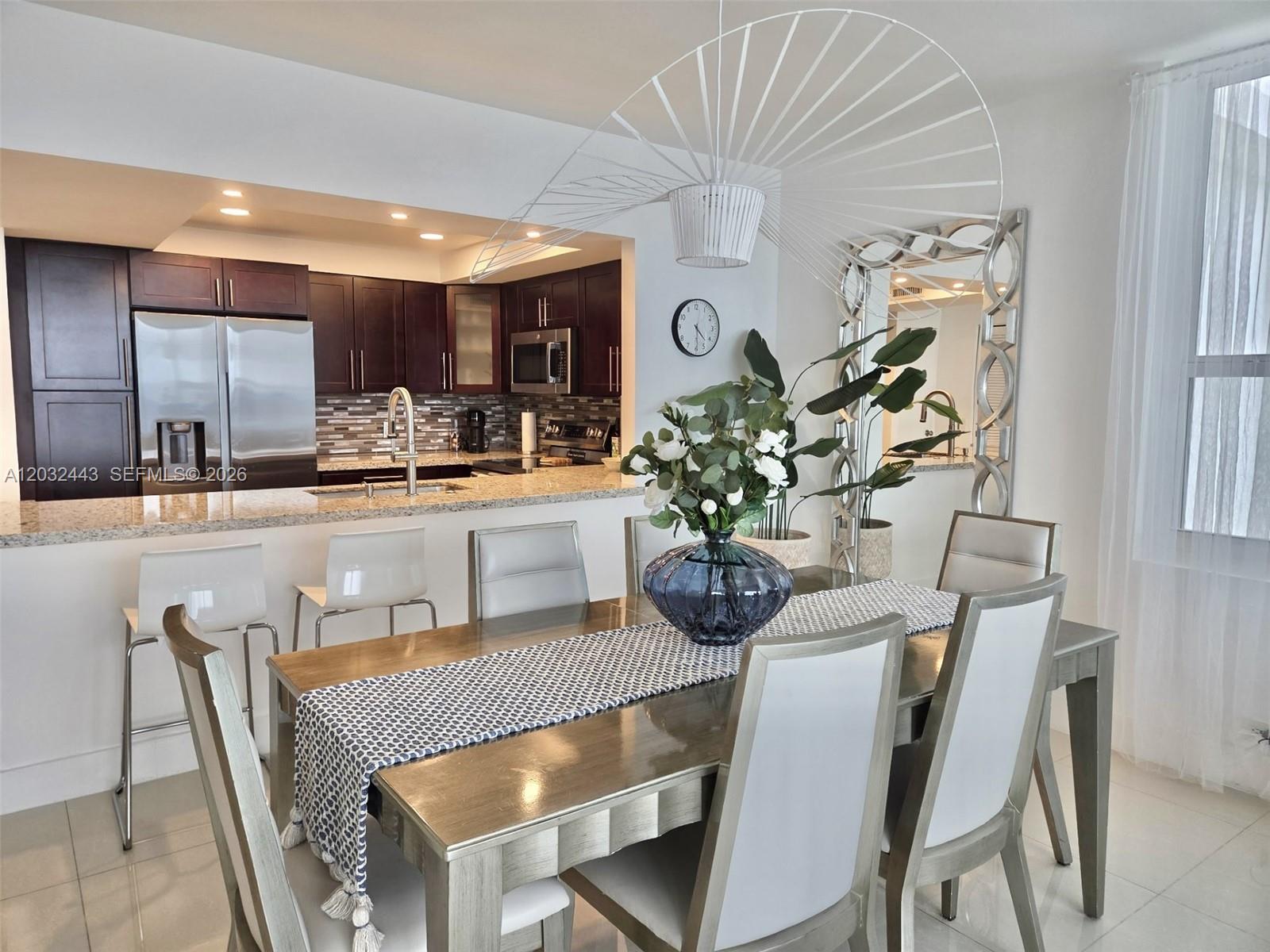 3505 S Ocean Drive Ph-6 Property Photo 9