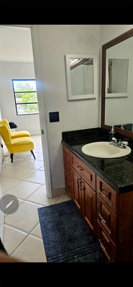 4311 Crystal Lake Drive 321 Property Photo 6