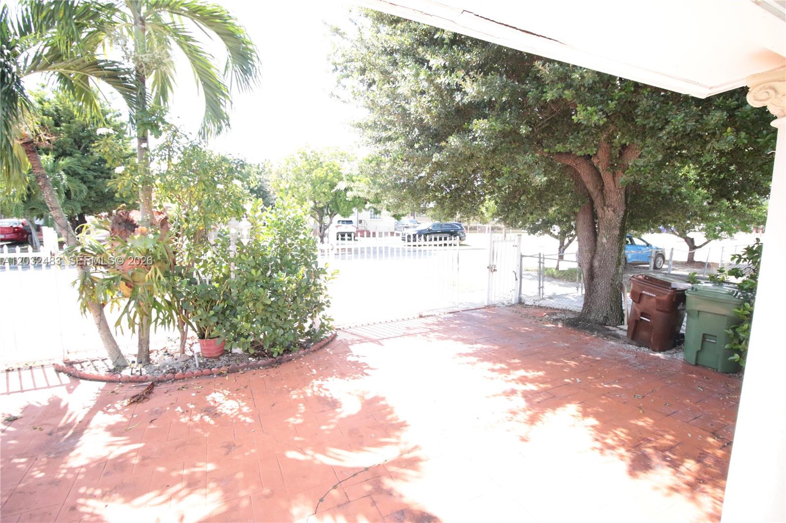 359 E 12th Street Property Photo 11