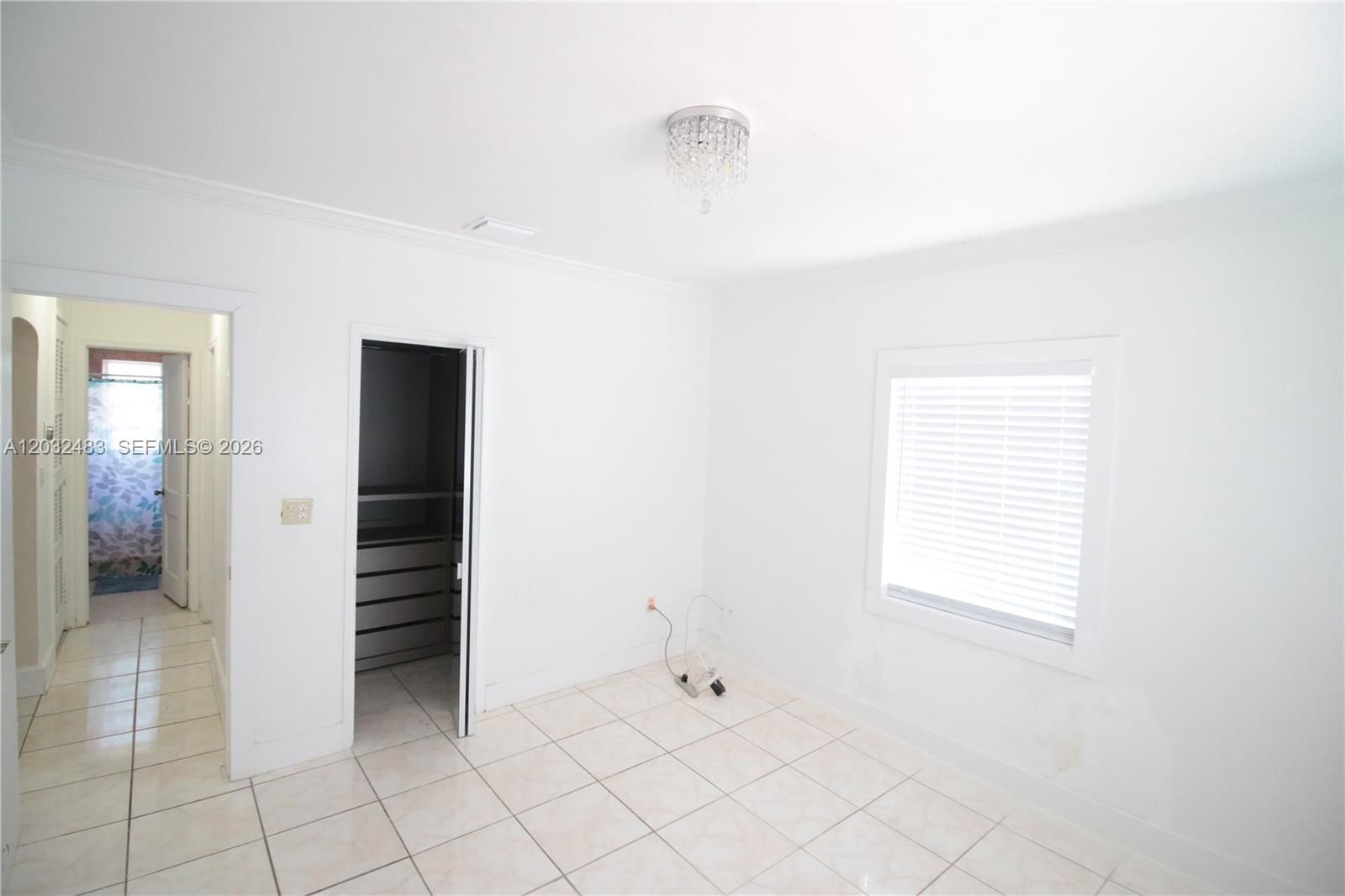 359 E 12th Street Property Photo 17
