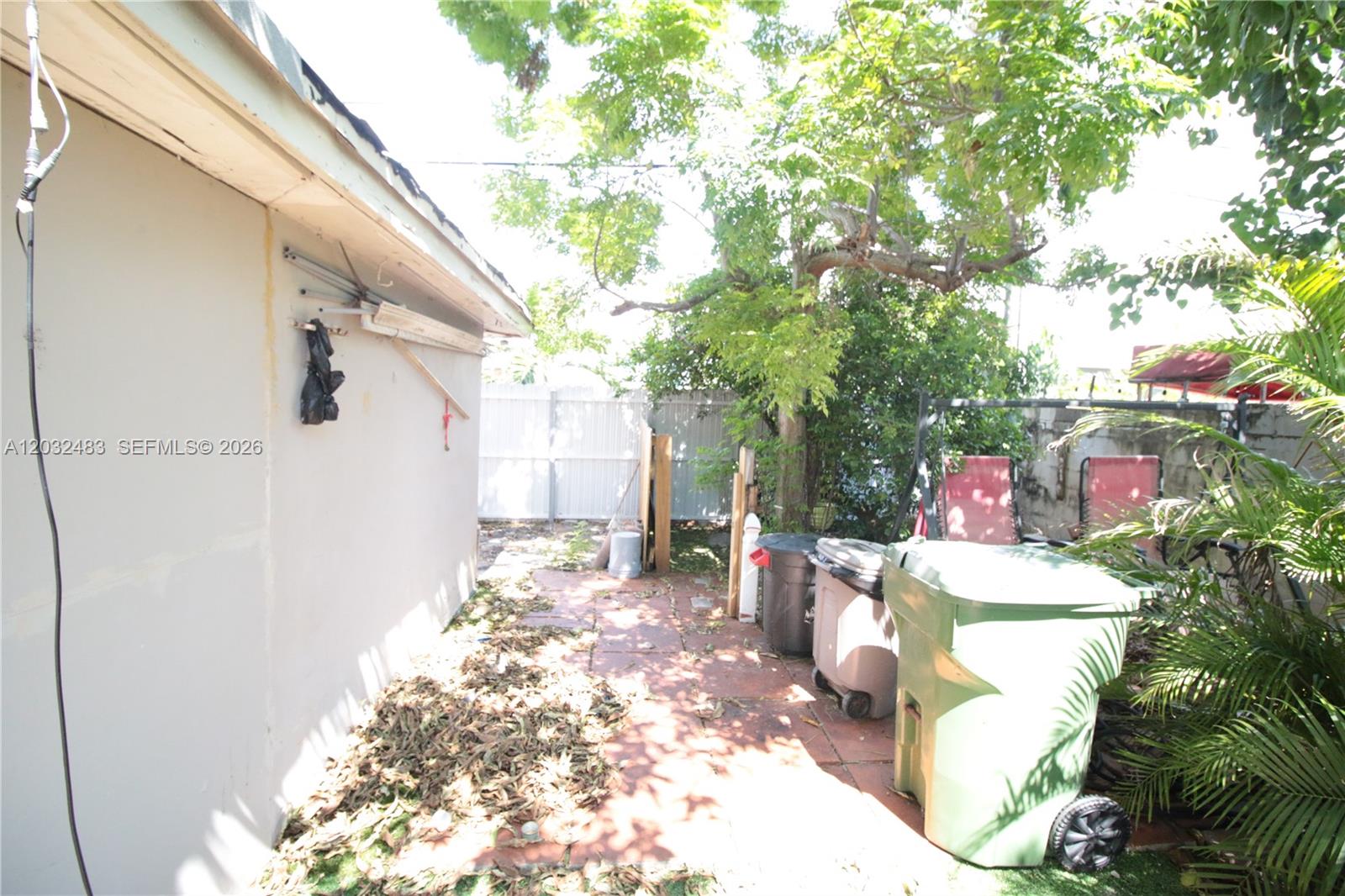 359 E 12th Street Property Photo 53