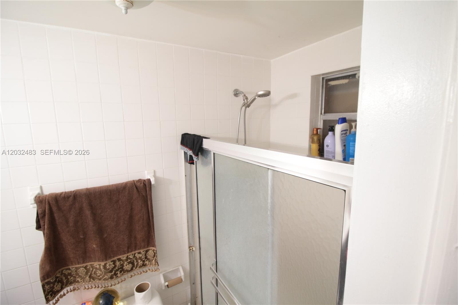 359 E 12th Street Property Photo 60
