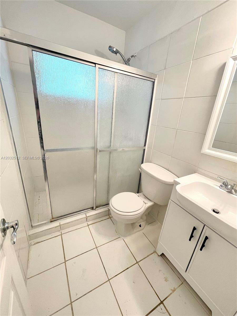 825 Euclid Avenue 9 Property Photo 12
