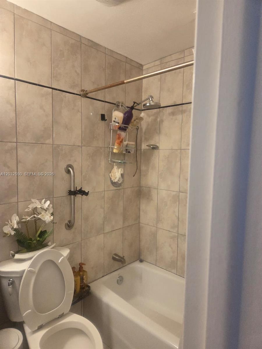 11871 Sw 123rd Place Property Photo 8