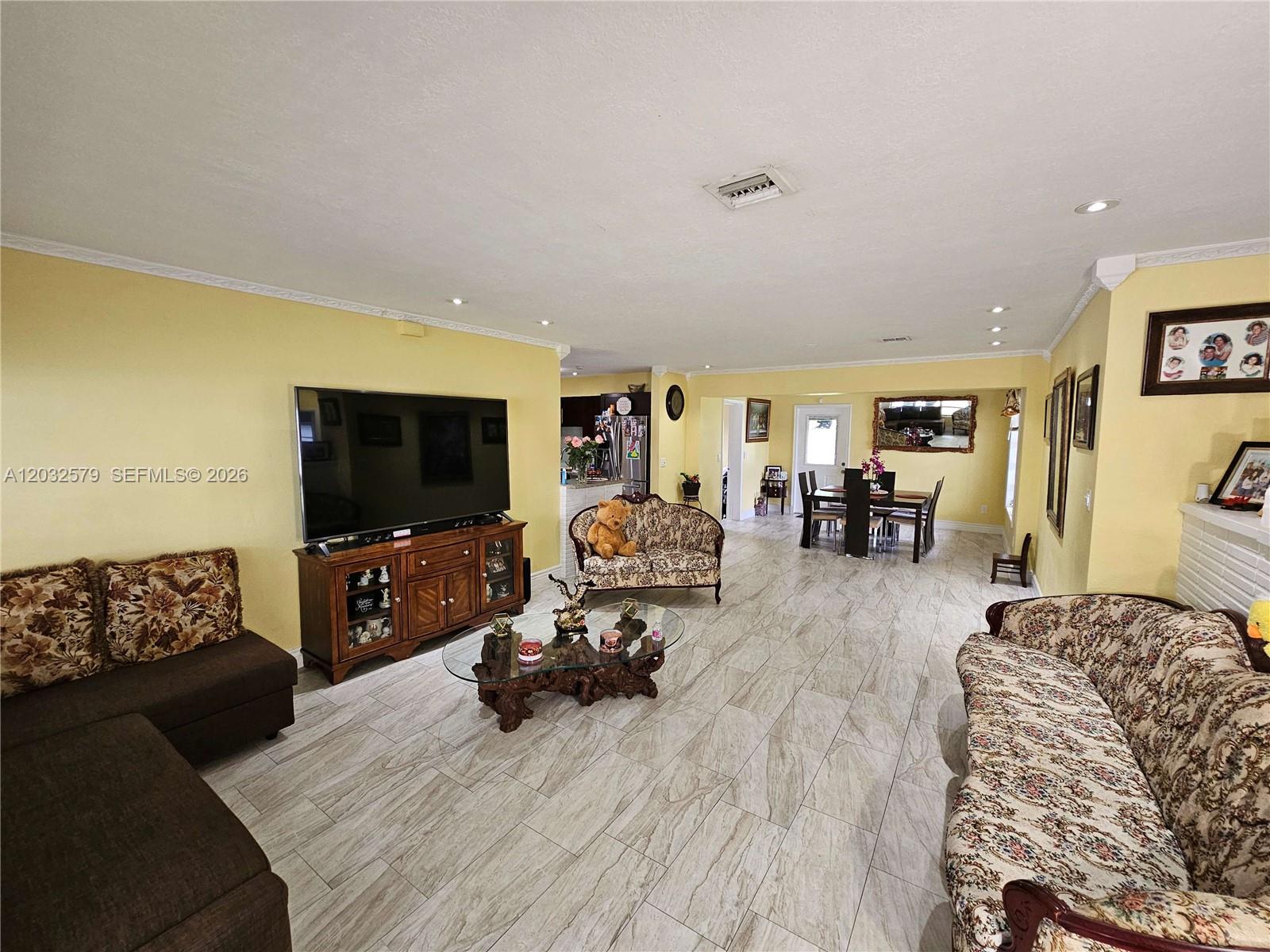 7470 Polk Street Property Photo 3