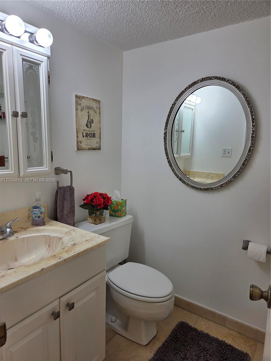 400 Leslie Drive 1124 Property Photo 19
