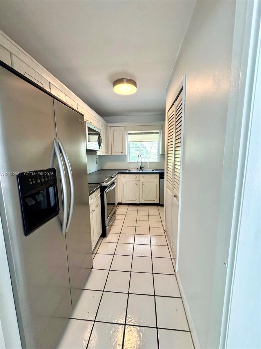 2501 S Ocean Boulevard 1040 Property Photo 5