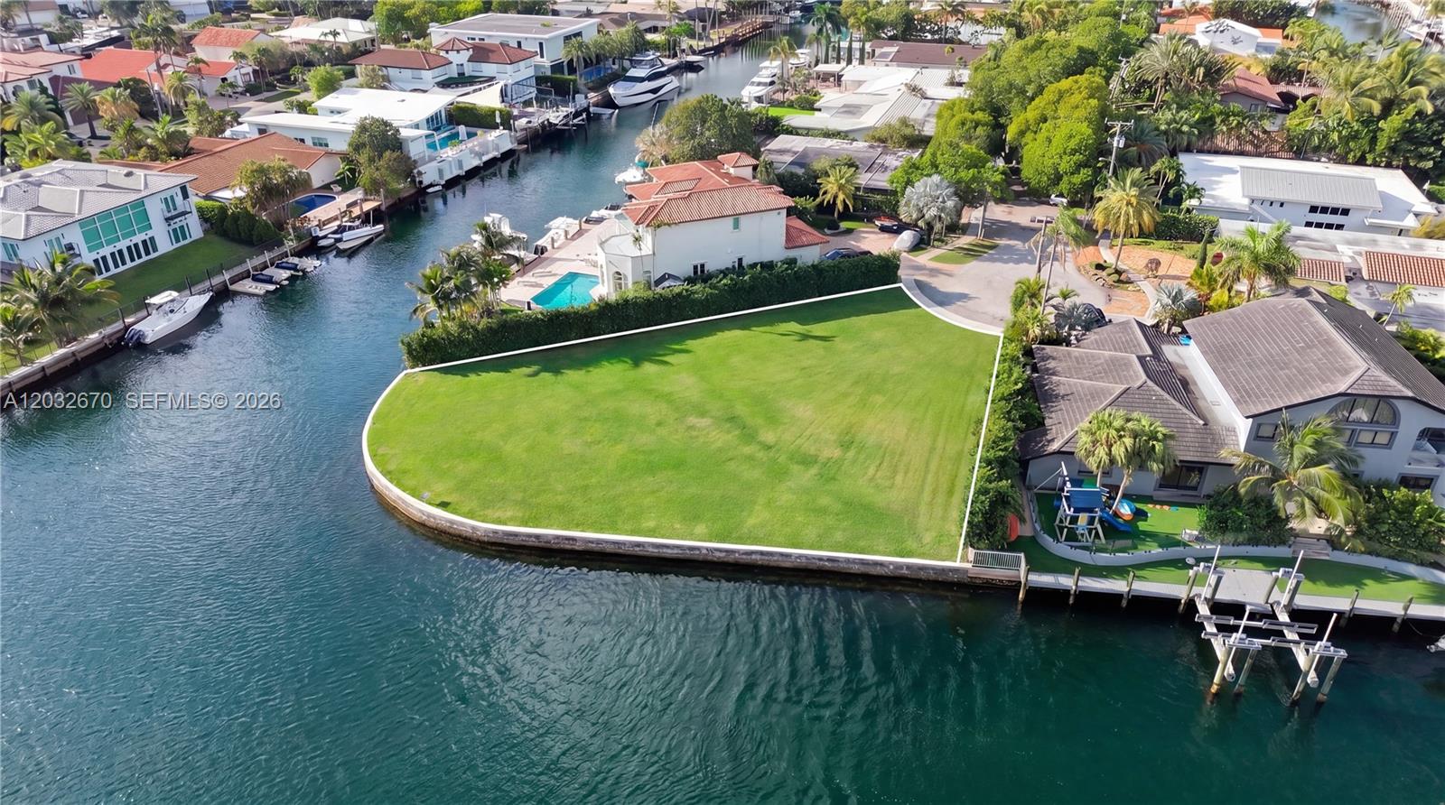 13305 Biscayne Island Terrace Property Photo 7