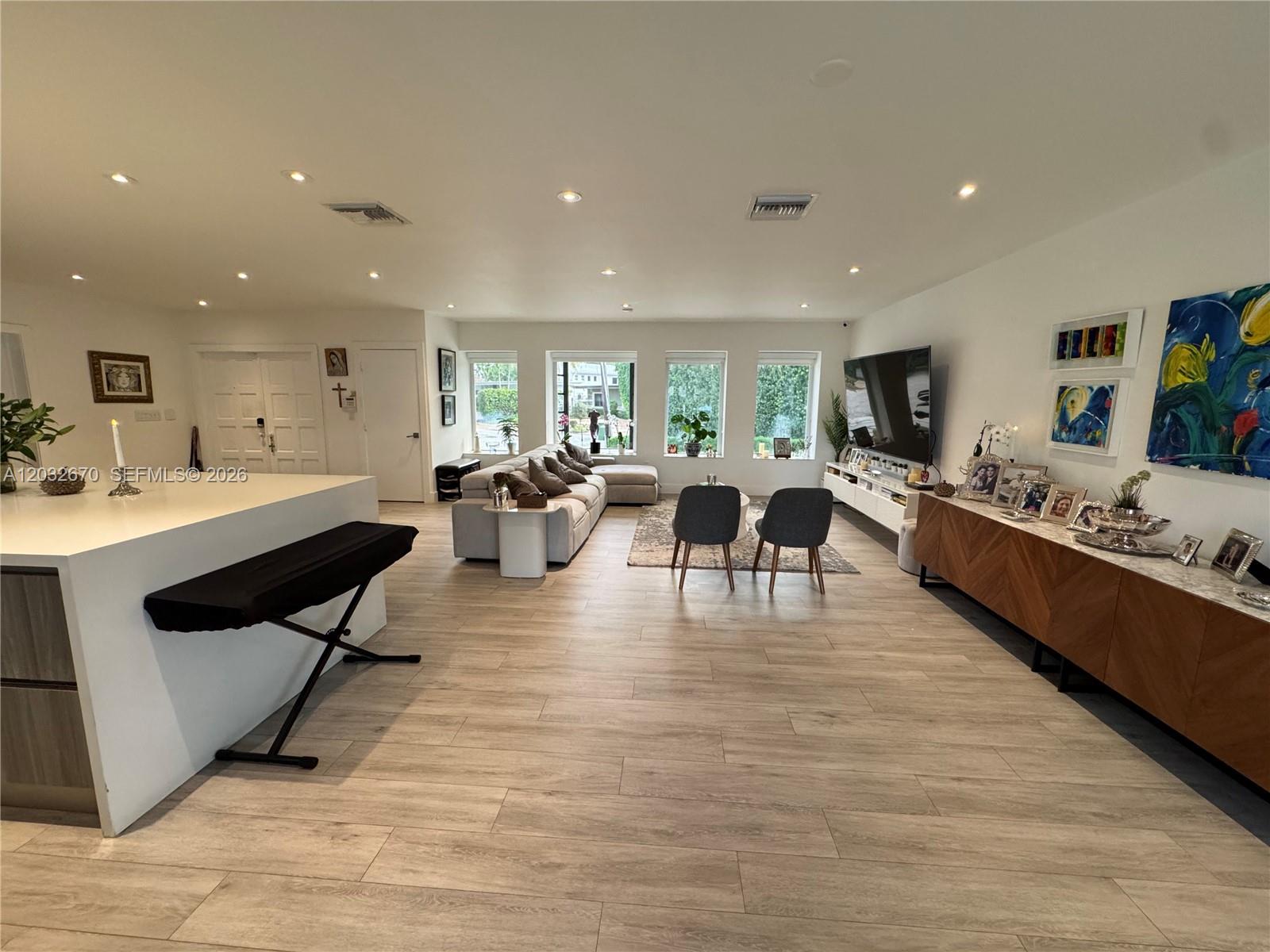 13305 Biscayne Island Terrace Property Photo 8
