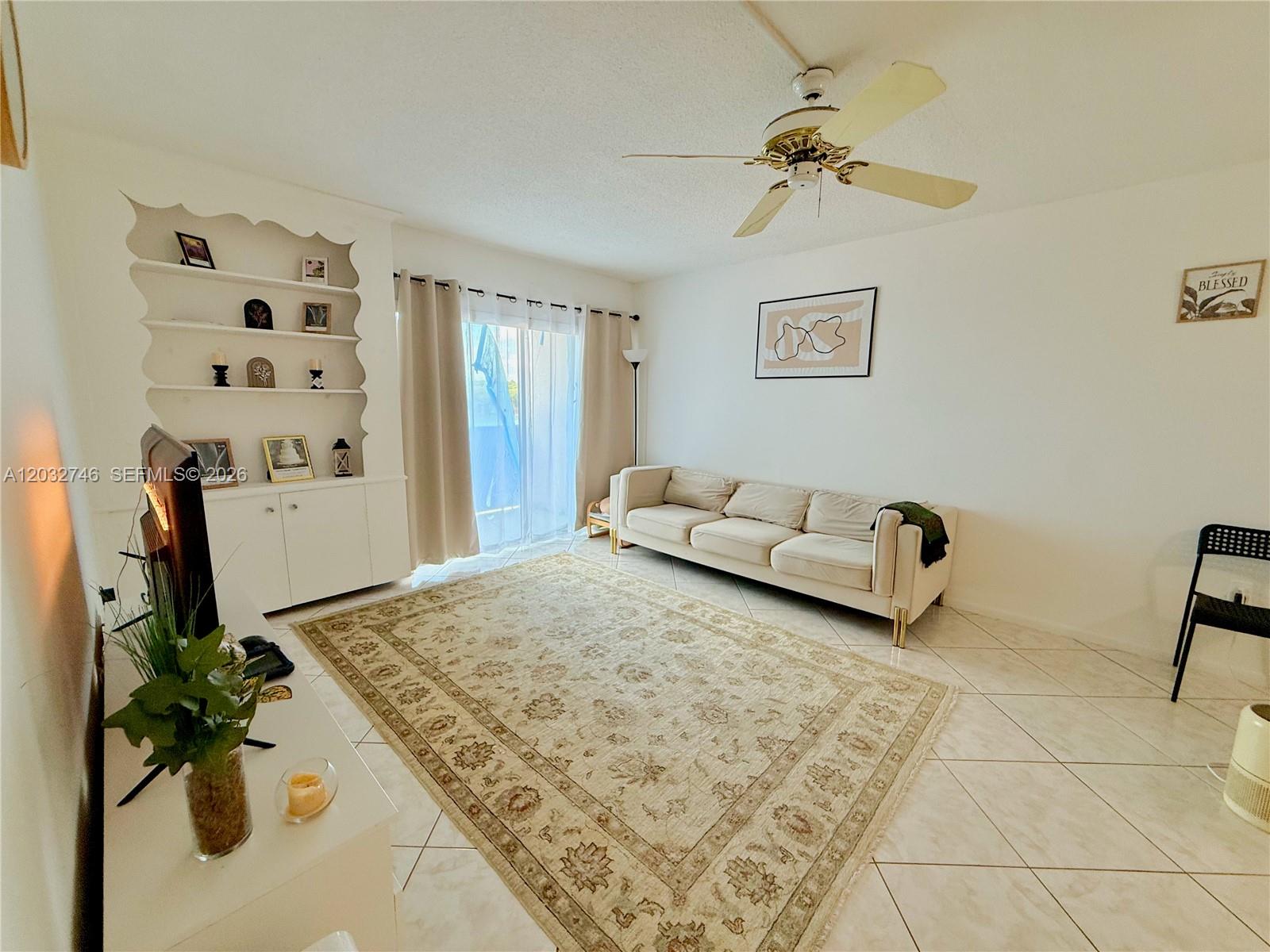 400 Kings Point Drive 309 Property Photo 5
