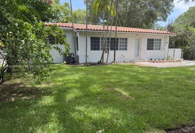 753 Navarre Avenue Property Photo 2