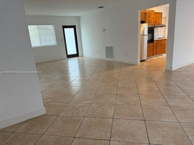 753 Navarre Avenue Property Photo 4