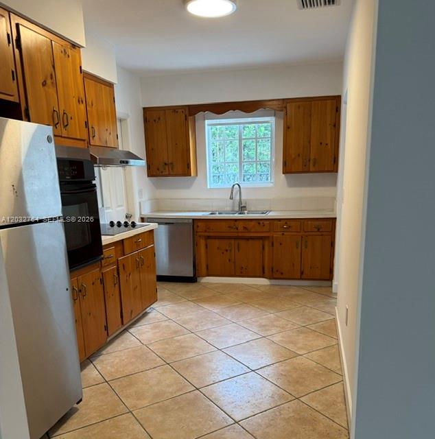 753 Navarre Avenue Property Photo 5