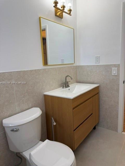 753 Navarre Avenue Property Photo 16