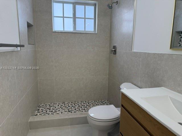 753 Navarre Avenue Property Photo 18