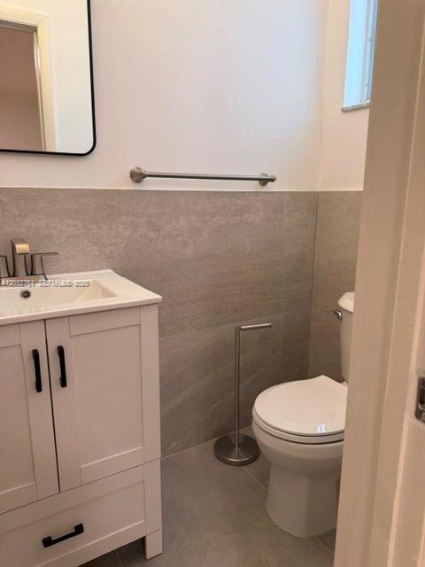753 Navarre Avenue Property Photo 23
