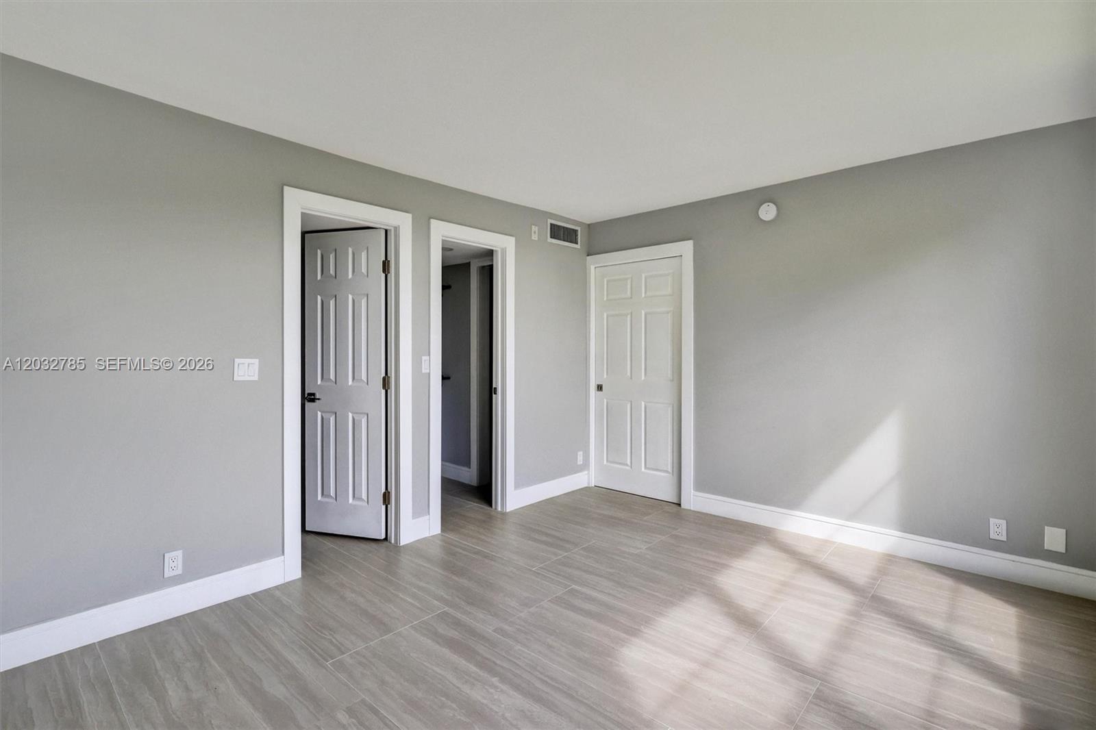 2940 N Course Drive 311 Property Photo 2