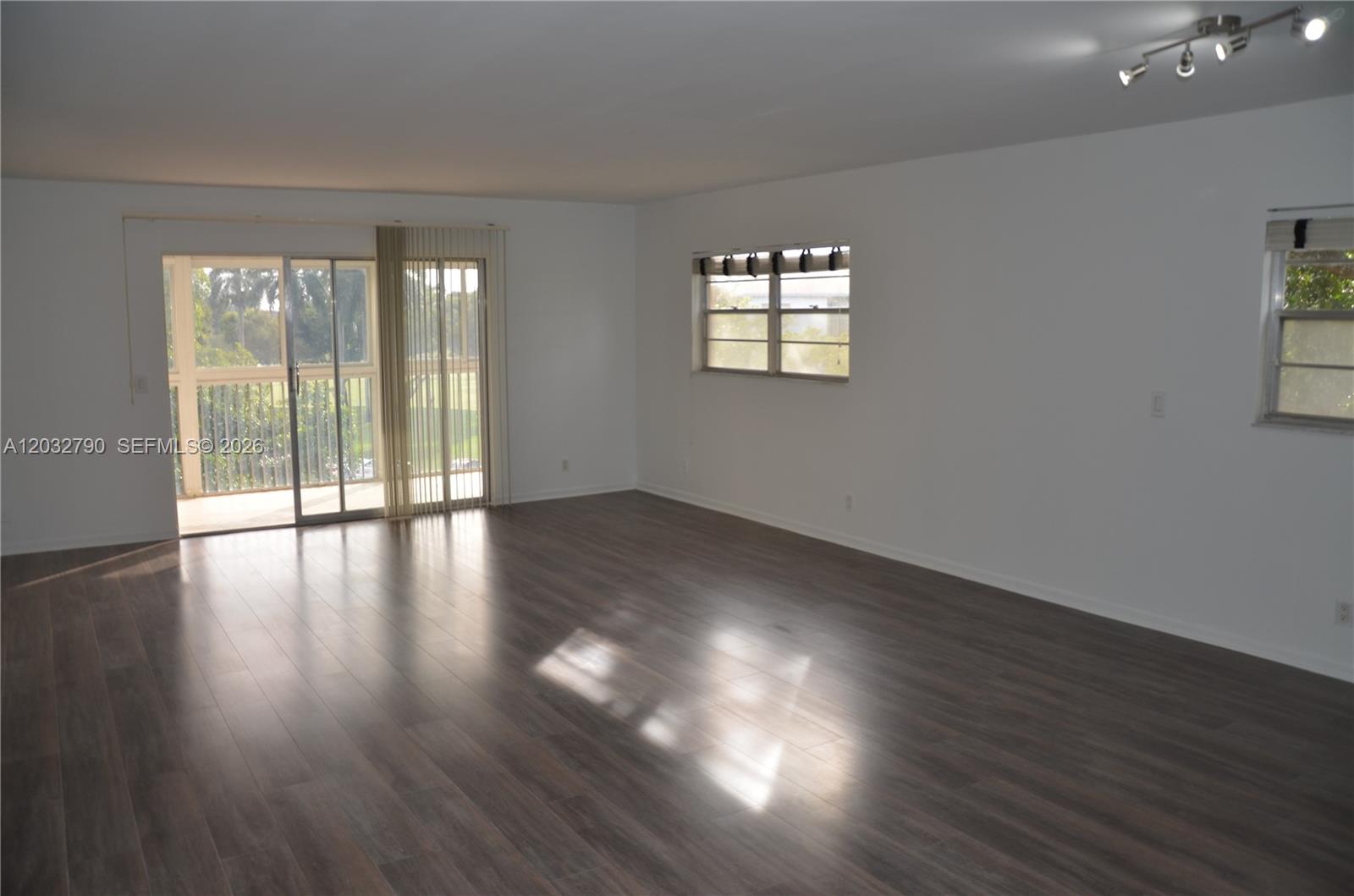 12600 Sw 5th Court 415l Property Photo 2