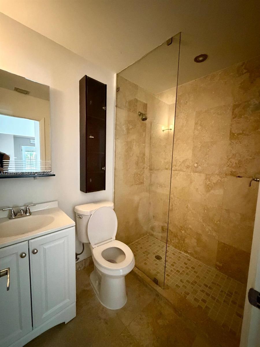 577 Ne 62 Street 2 Property Photo 3