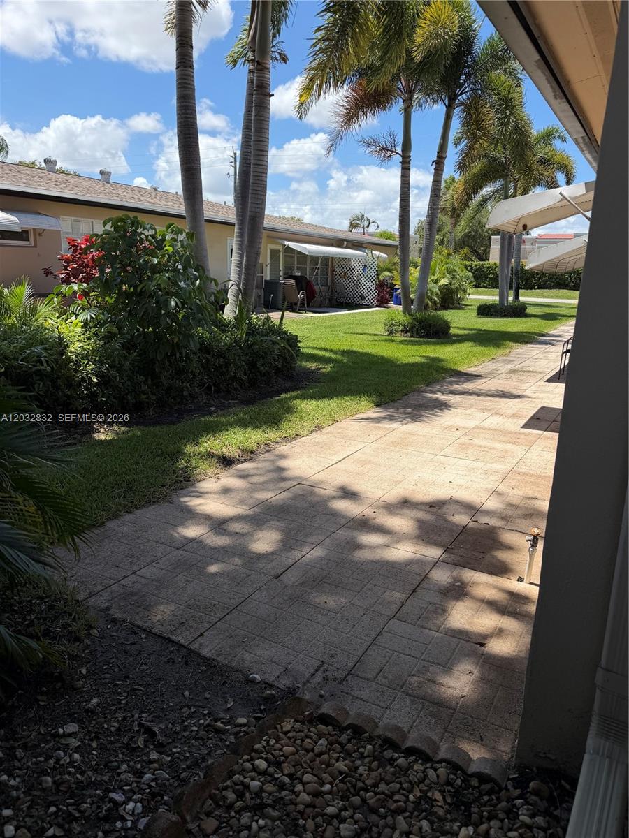 1042 North Drive A Property Photo 16