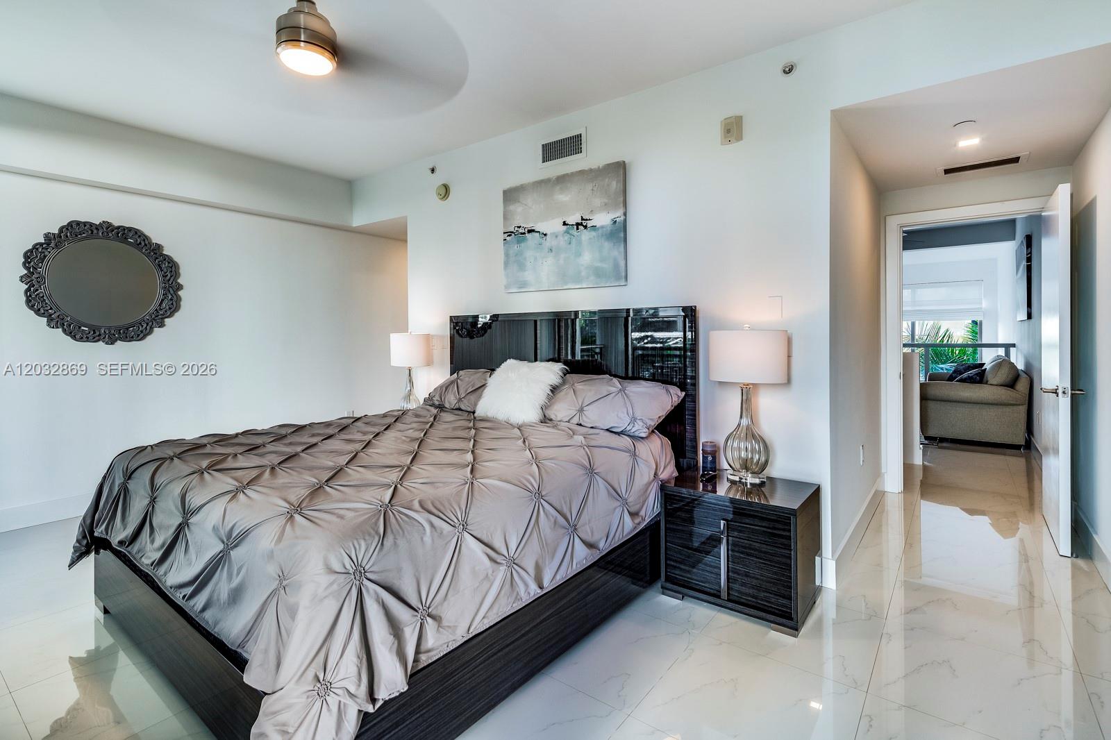 6000 Collins Avenue 346 Property Photo 14
