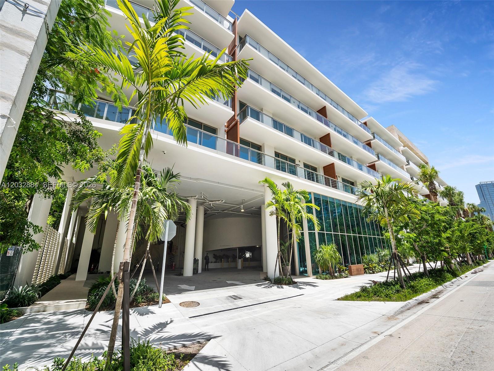 2200 Brickell Avenue Garden Villa 5 Property Photo 67