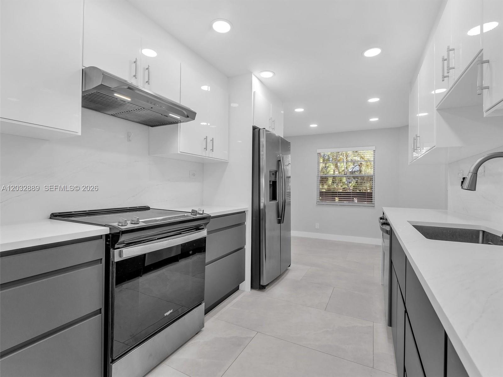 1601 Abaco Drive F3 Property Photo 8